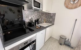 Le Bohème - Centre Ville, Netflix et WIFI, parking, idéal familles, couples et voyages d'affaire
